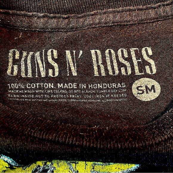 Vintage Guns N’ Roses T-shirt - Picture 3 of 3